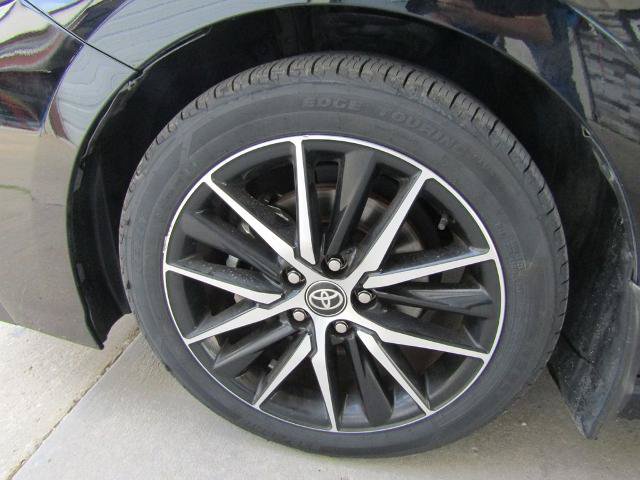 Used 2024 Toyota Camry SE FWD image 21