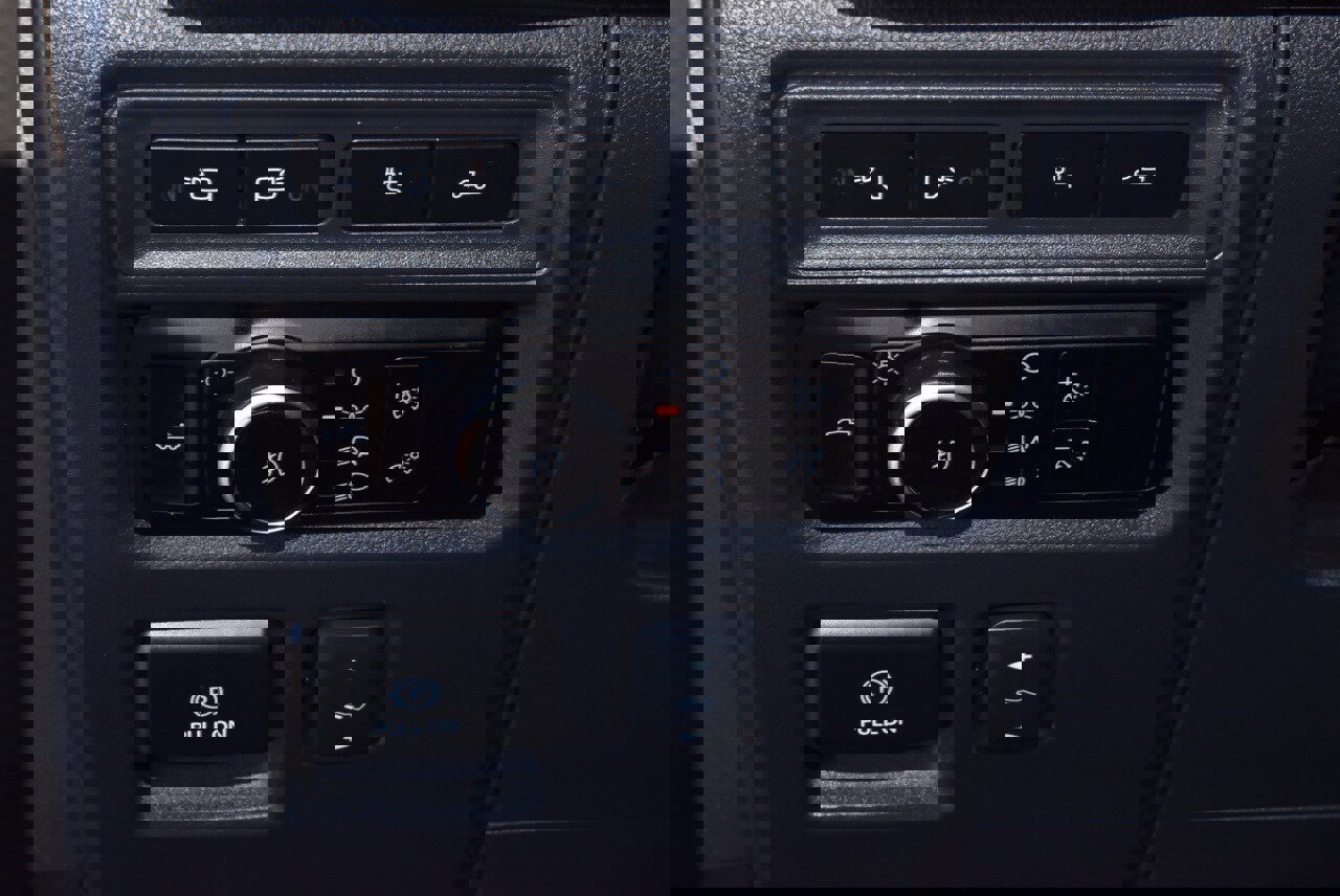 Certified 2024 Ford F150 Raptor image 33