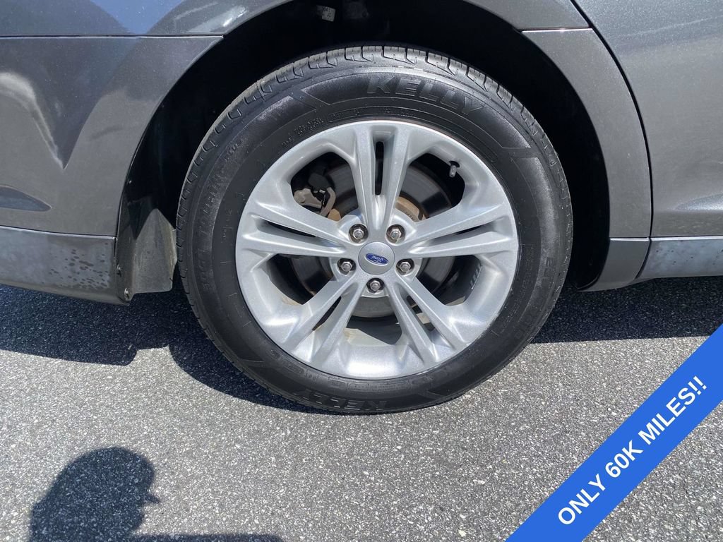 Certified 2019 Ford Taurus SEL w/ Equipment Group 201A FWD image 8