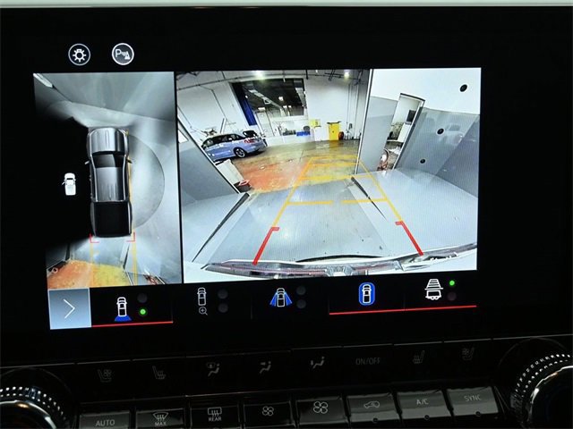 Used 2023 GMC Canyon Denali image 33