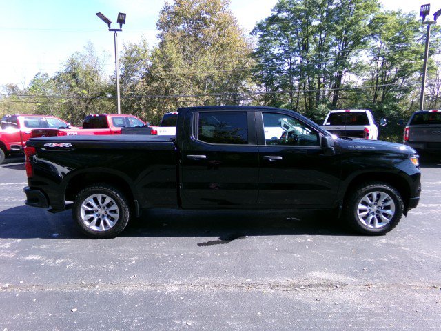 Used 2022 Chevrolet Silverado 1500 Custom AWD/4WD image 10
