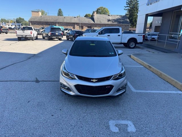 Used 2018 Chevrolet Cruze LT w/ Convenience Package FWD image 2