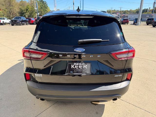 Certified 2025 Ford Escape ST-Line Select AWD/4WD image 6