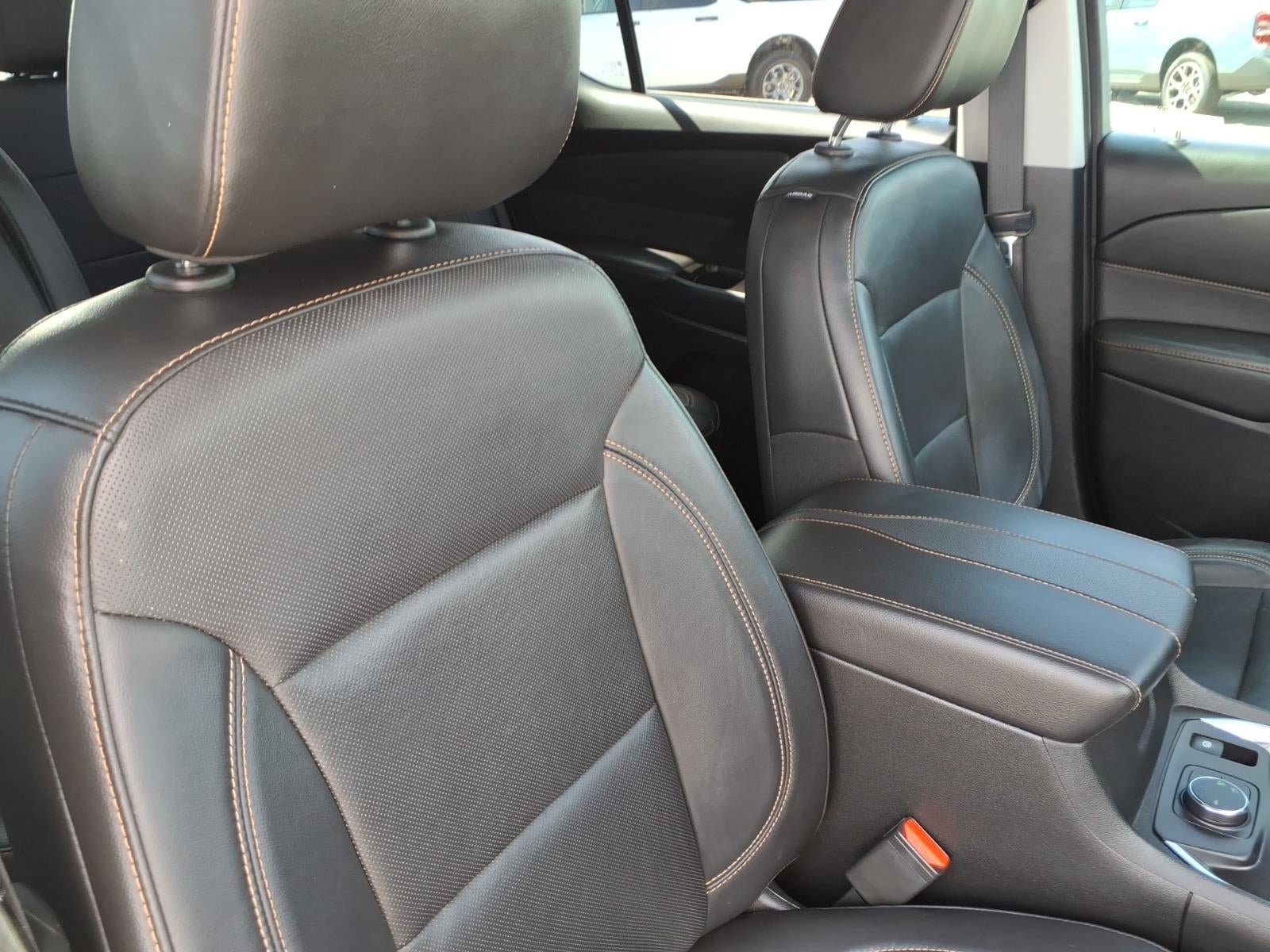 Used 2020 Chevrolet Traverse Premier w/ Redline Edition FWD image 12