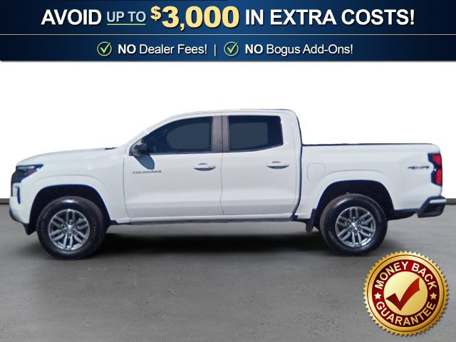 Used 2024 Chevrolet Colorado LT w/ LT Convenience Package III AWD/4WD image 2