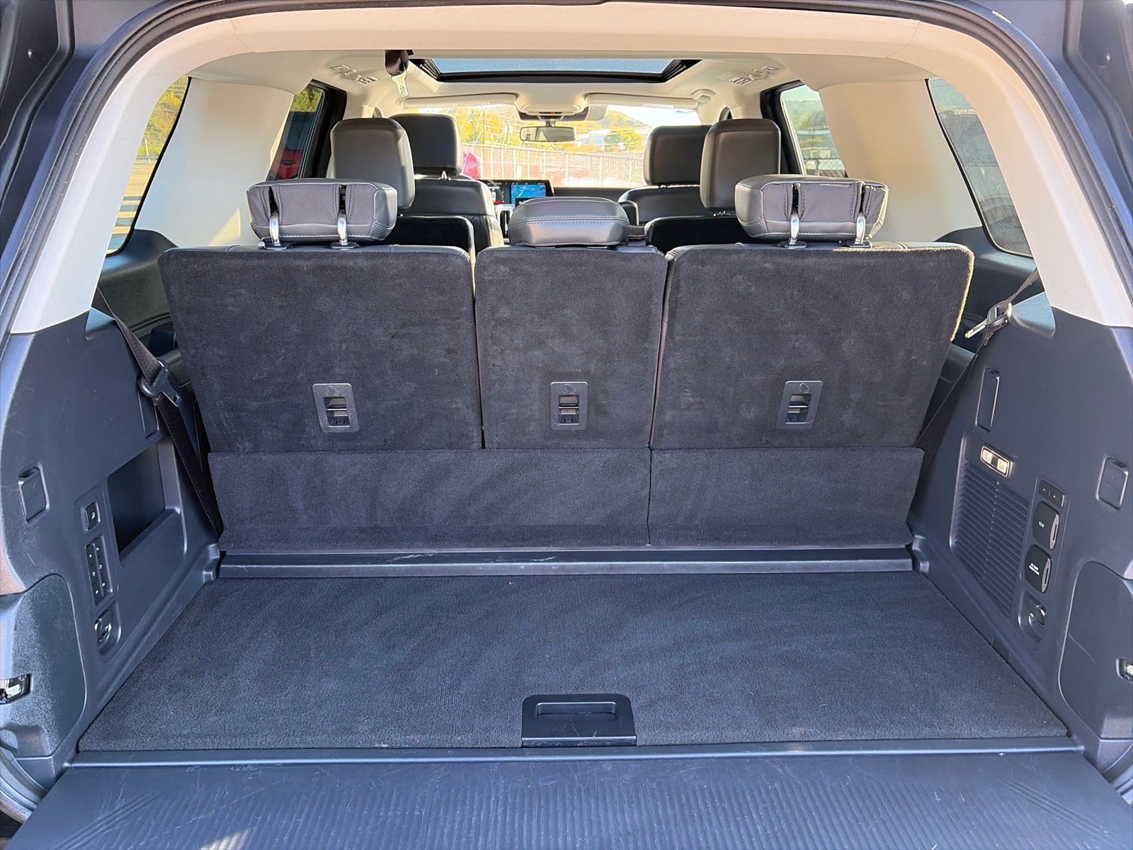 Certified 2025 Ford Expedition Active AWD/4WD image 20