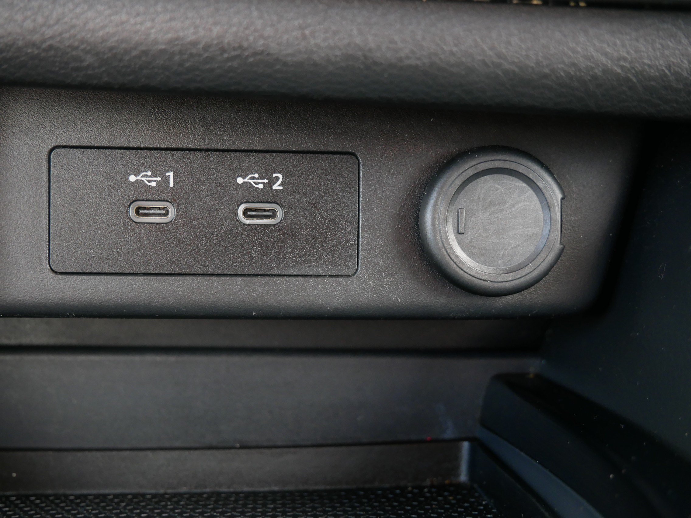 Used 2024 Nissan Rogue S AWD/4WD image 30