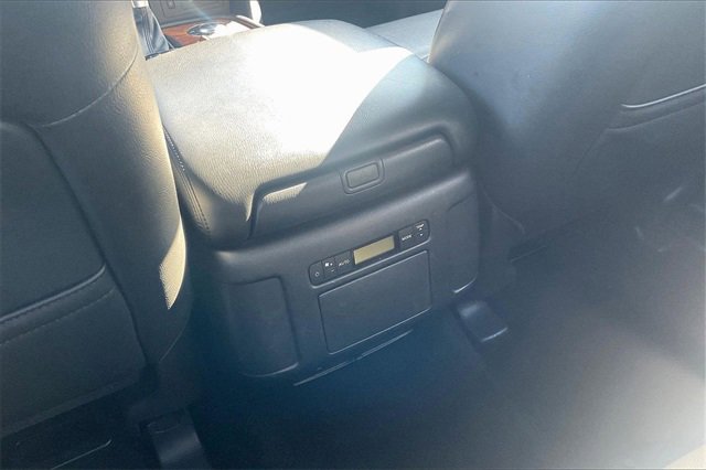 Used 2023 Nissan Armada SL image 34