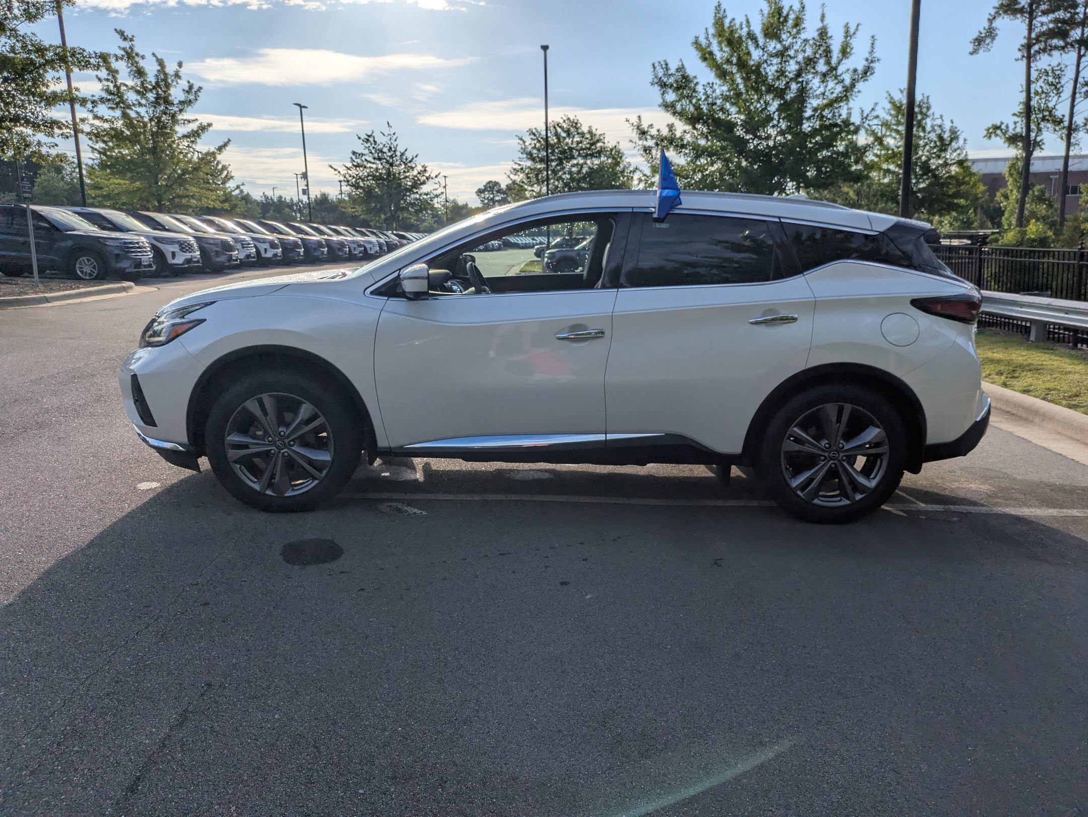 Used 2023 Nissan Murano Platinum w/ Cargo Package FWD image 7