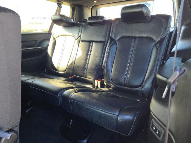 Used 2023 Jeep Wagoneer L Series III w/ Preferred Equipment Group image 21