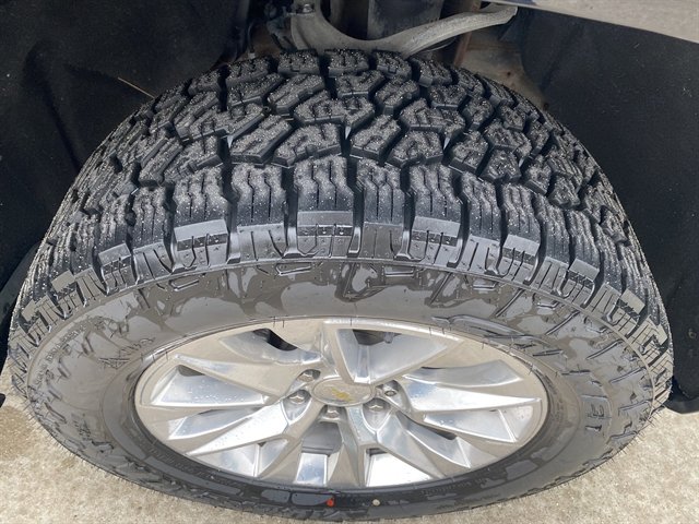 Used 2021 Chevrolet Silverado 1500 LTZ AWD/4WD image 11