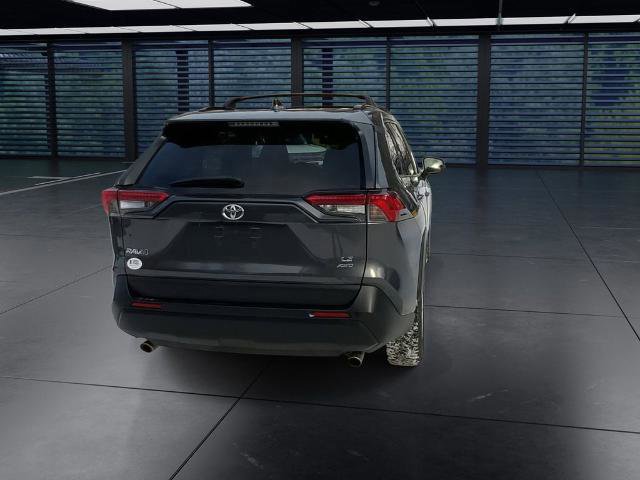 Used 2021 Toyota RAV4 LE image 6