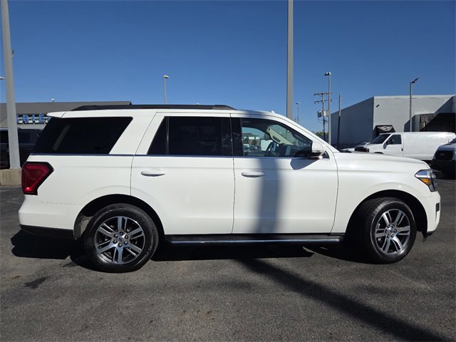 Certified 2022 Ford Expedition XLT image 6
