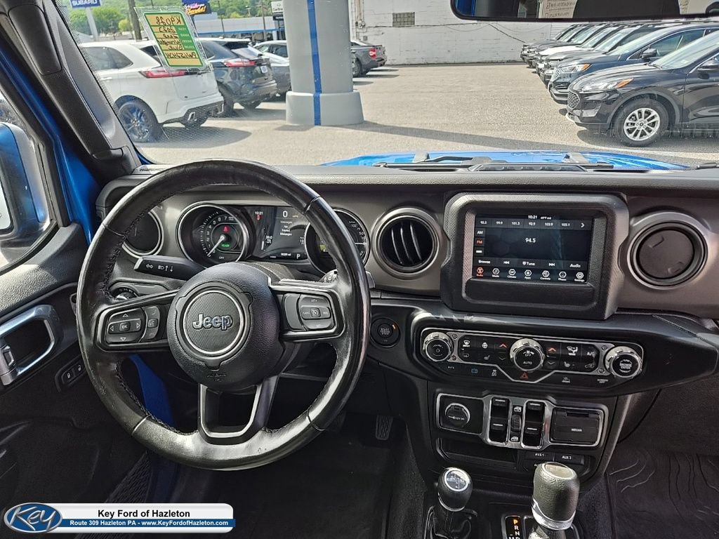 Used 2023 Jeep Wrangler Unlimited w/ Cold Weather Group AWD/4WD image 22
