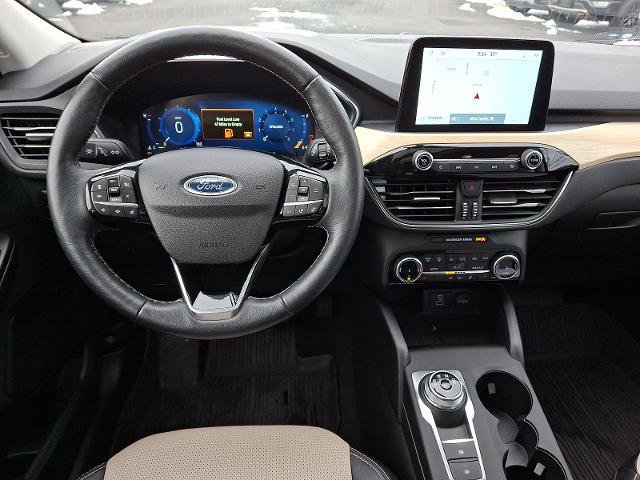 Certified 2022 Ford Escape Titanium w/ Titanium Elite Package image 11