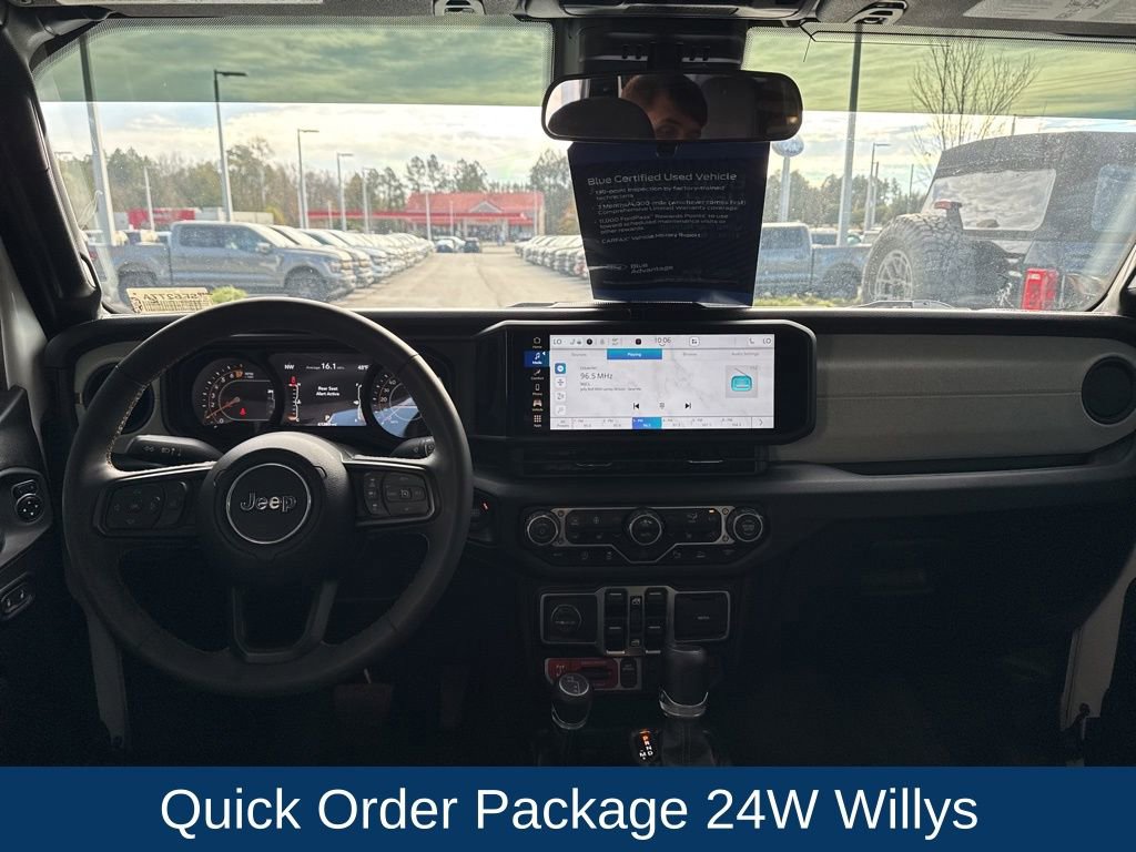 Used 2024 Jeep Gladiator Sport image 22