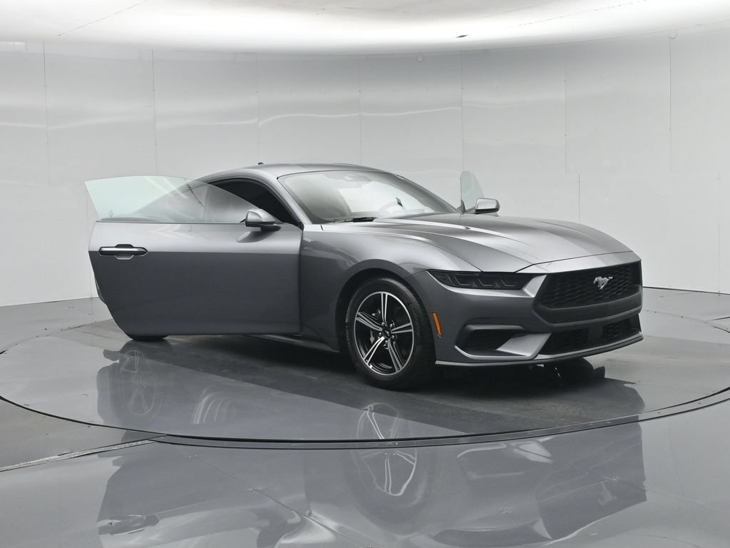 Certified 2025 Ford Mustang Coupe RWD image 33