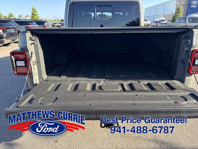 Used 2023 Jeep Gladiator Overland w/ Popular Equipment Package AWD/4WD image 15