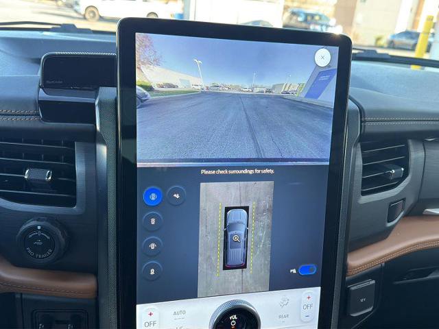 Certified 2024 Ford Expedition Platinum image 21