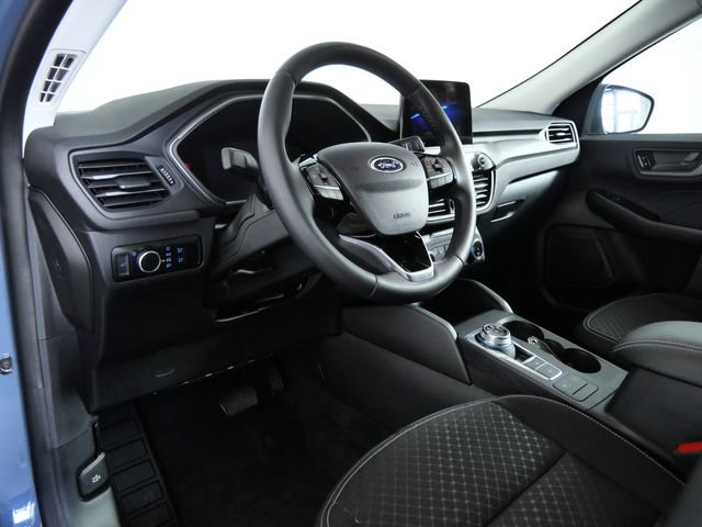 Certified 2023 Ford Escape Active AWD/4WD image 16