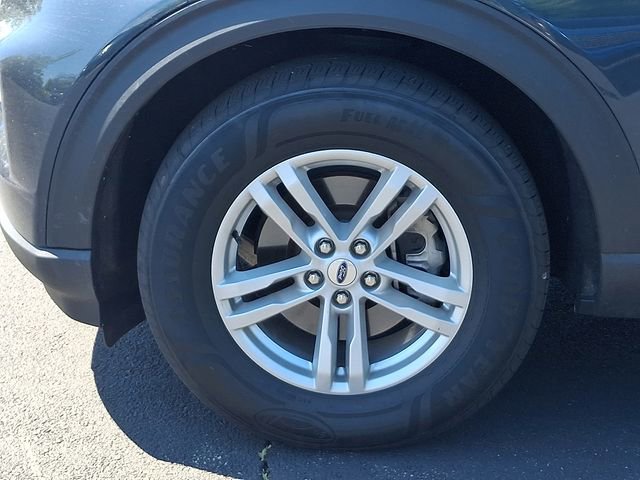 Certified 2022 Ford Explorer XLT w/ Equipment Group 202A AWD/4WD image 32