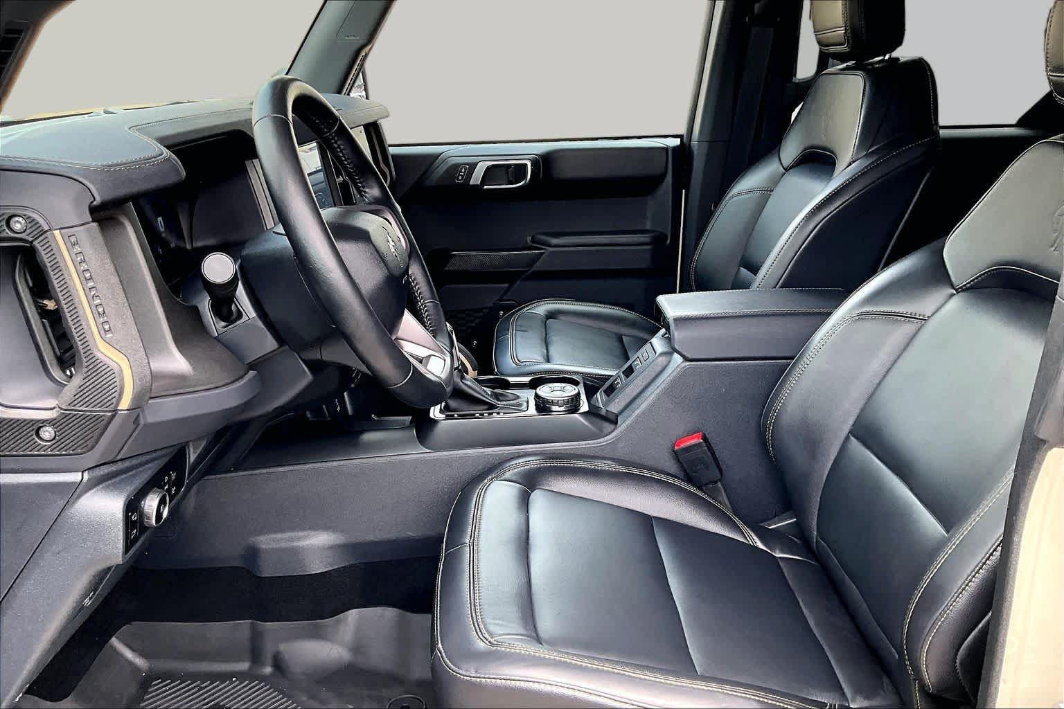 Certified 2025 Ford Bronco Badlands AWD/4WD image 8