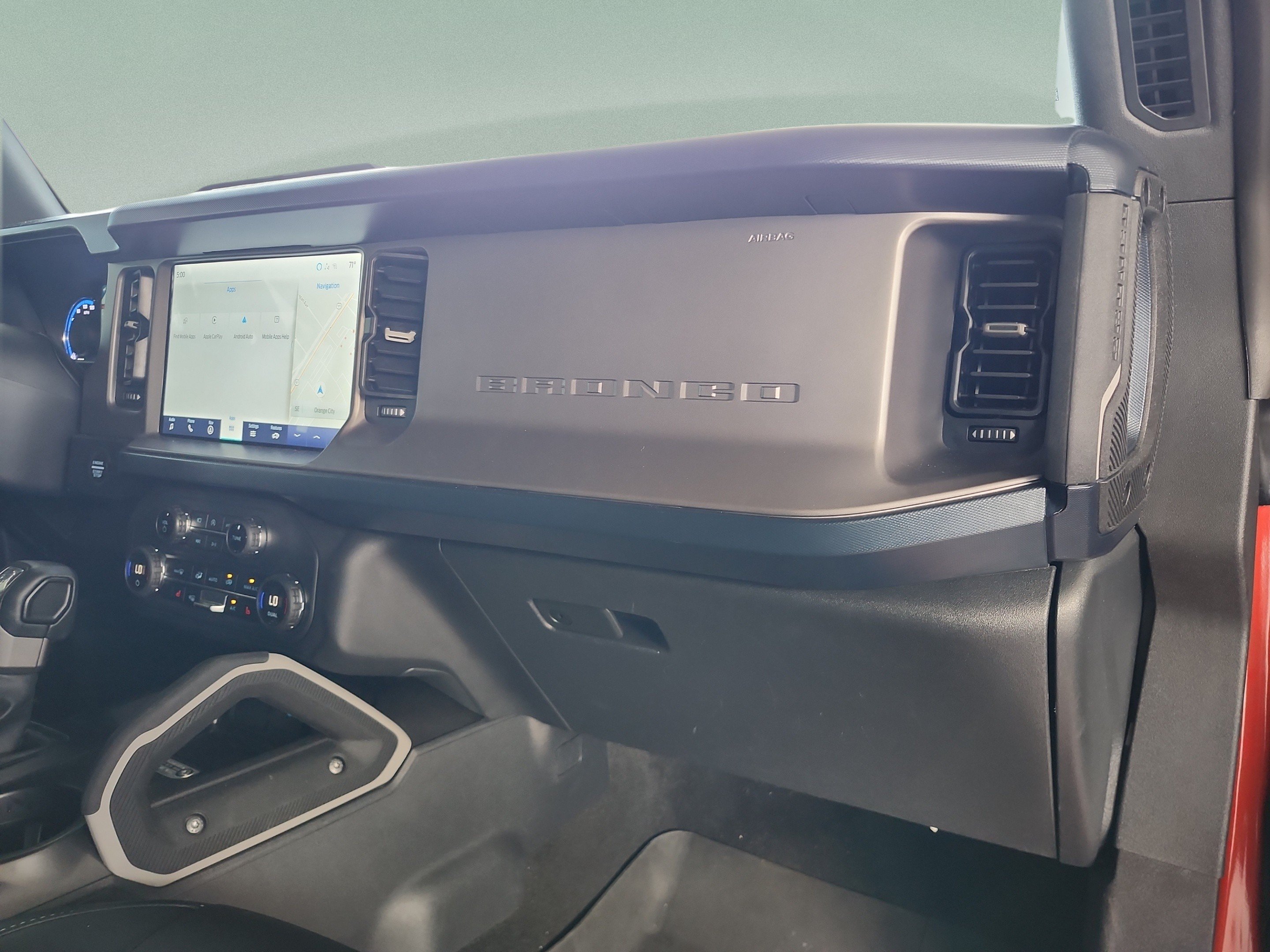Certified 2023 Ford Bronco Outer Banks AWD/4WD image 21