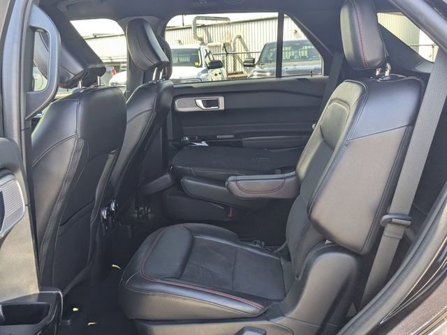 Certified 2024 Ford Explorer ST-Line w/ Class IV Trailer Tow Package image 24