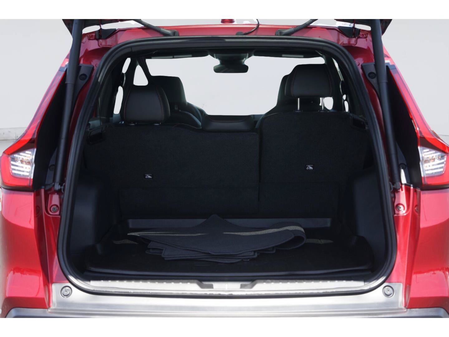 Used 2024 Honda CR-V Sport Touring image 32