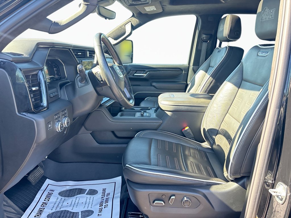 Used 2025 GMC Sierra 2500 AT4X w/ AT4X AEV Edition AWD/4WD image 25