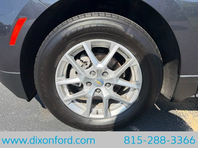 Used 2022 Chevrolet Equinox LT FWD image 11