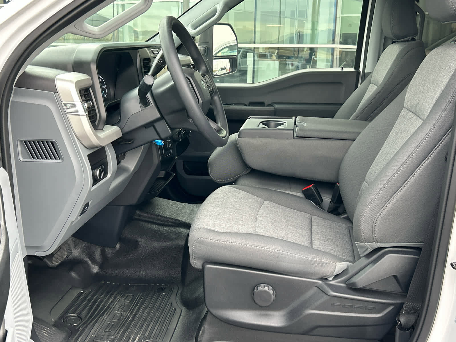 Certified 2024 Ford F250 XL image 30