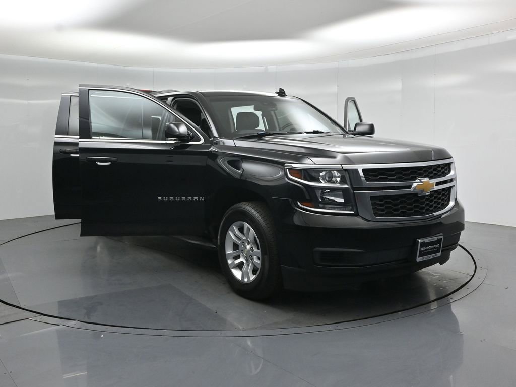 Used 2018 Chevrolet Suburban LT w/ Max Trailering Package RWD image 30