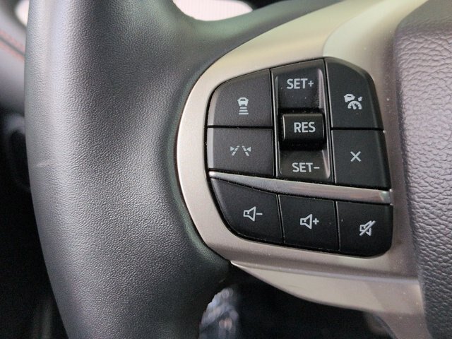 Certified 2025 Ford Explorer Active w/ Active Comfort Package AWD/4WD image 18