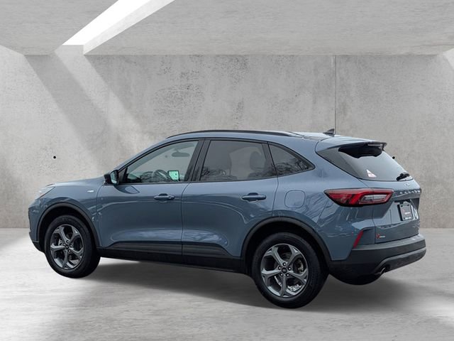 Certified 2025 Ford Escape ST-Line AWD/4WD image 4