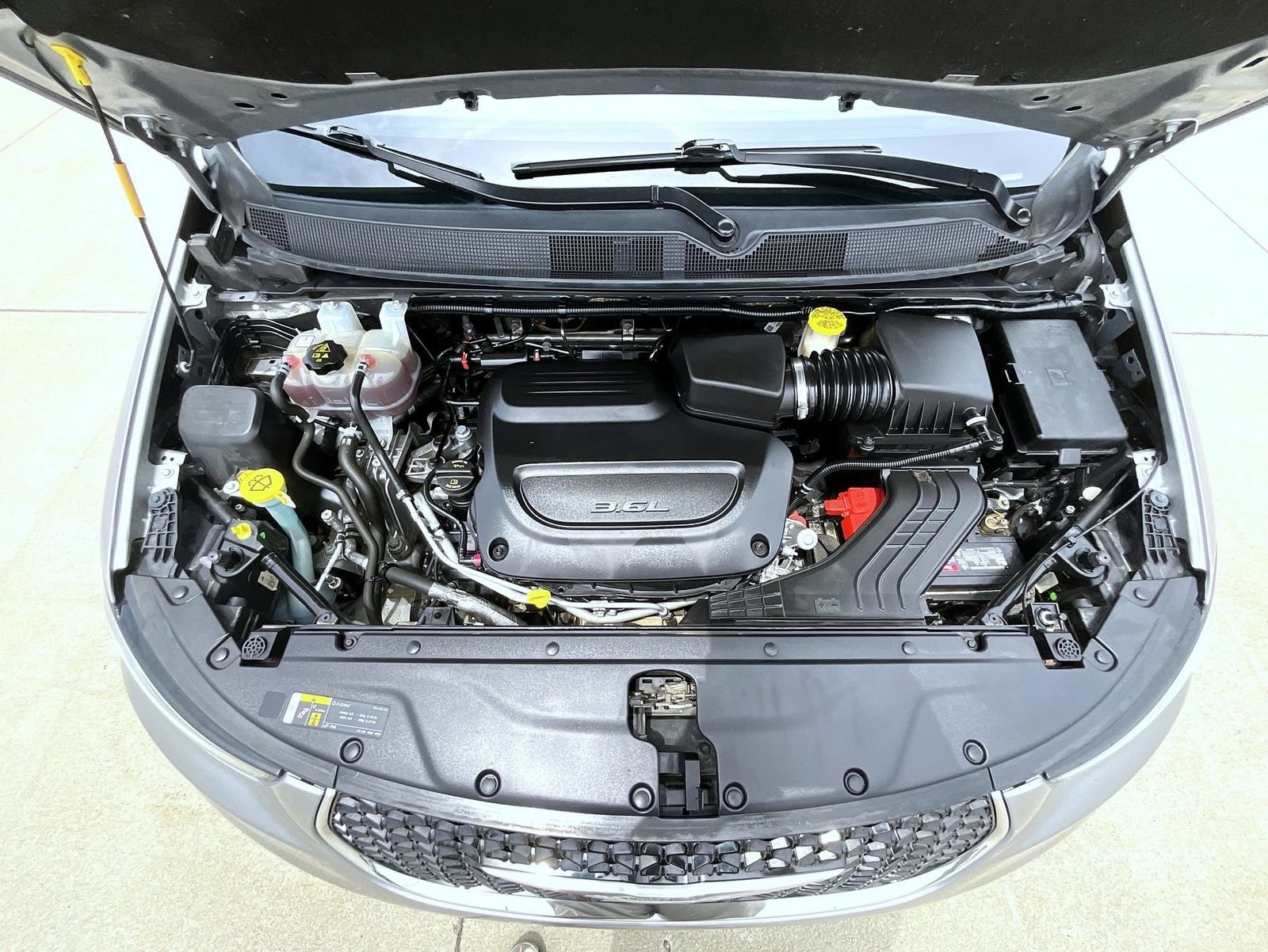 Used 2021 Chrysler Pacifica Touring-L FWD image 27
