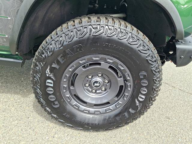 Certified 2024 Ford Bronco Everglades AWD/4WD image 8