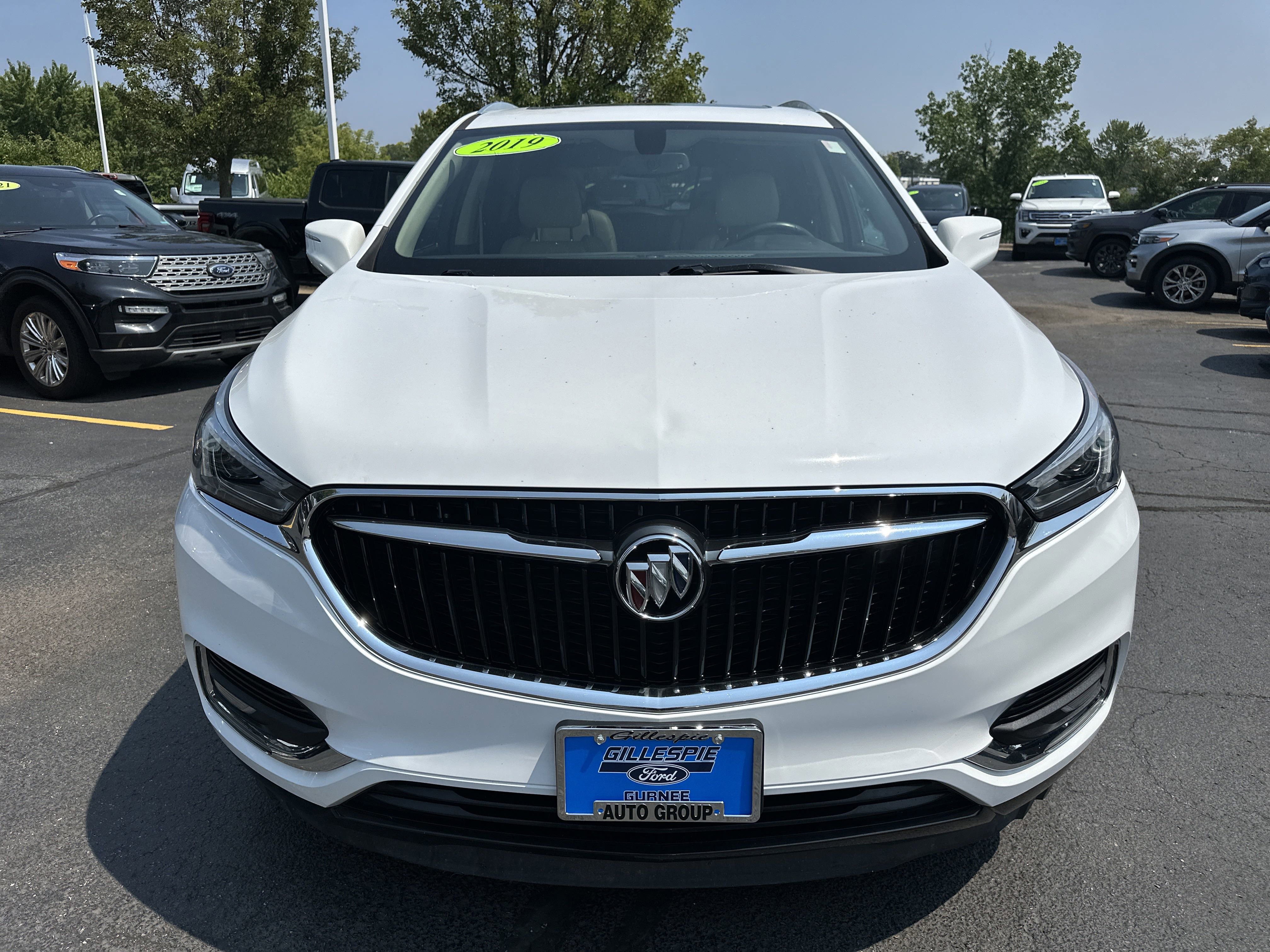 Used 2019 Buick Enclave Essence image 8