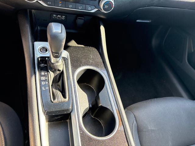 Used 2024 Nissan Altima 2.5 SV image 15