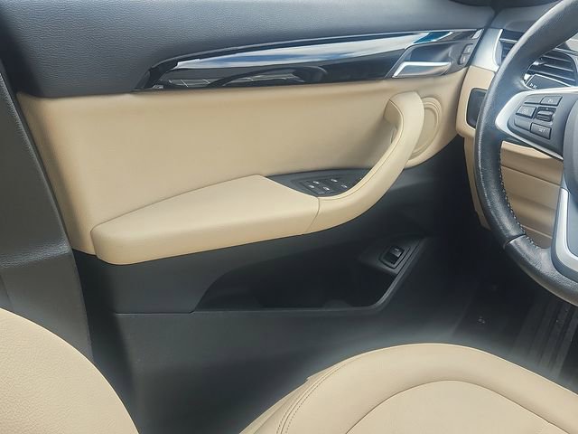 Used 2017 BMW X1 xDrive28i AWD/4WD image 11