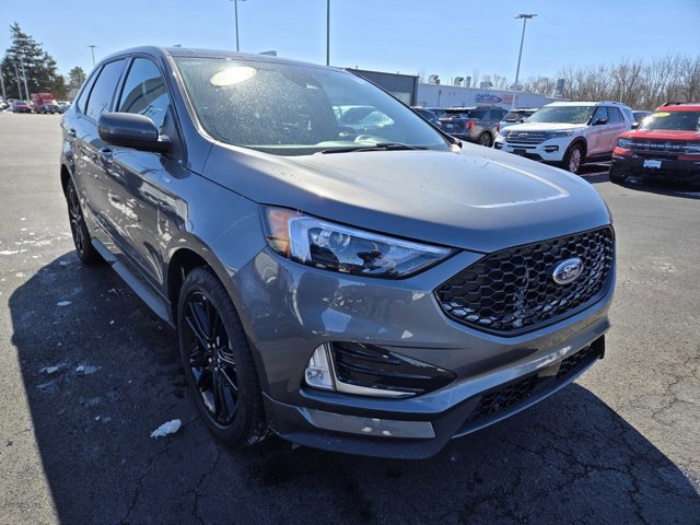 Certified 2024 Ford Edge ST-Line AWD/4WD image 6