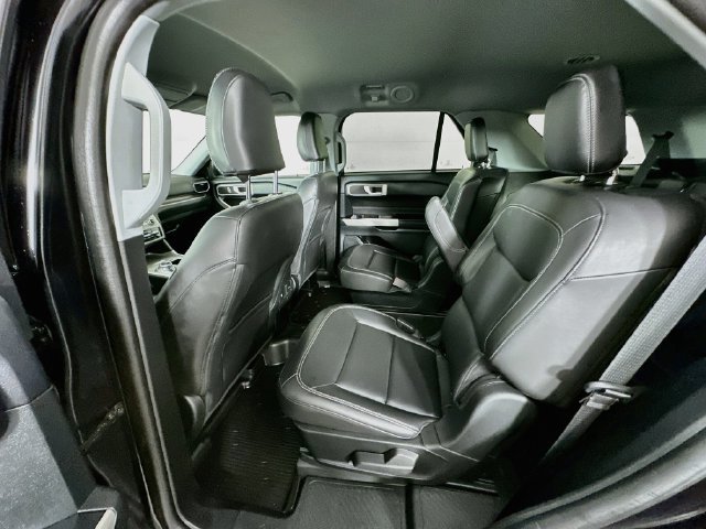 Certified 2023 Ford Explorer XLT w/ Equipment Group 202A AWD/4WD image 29