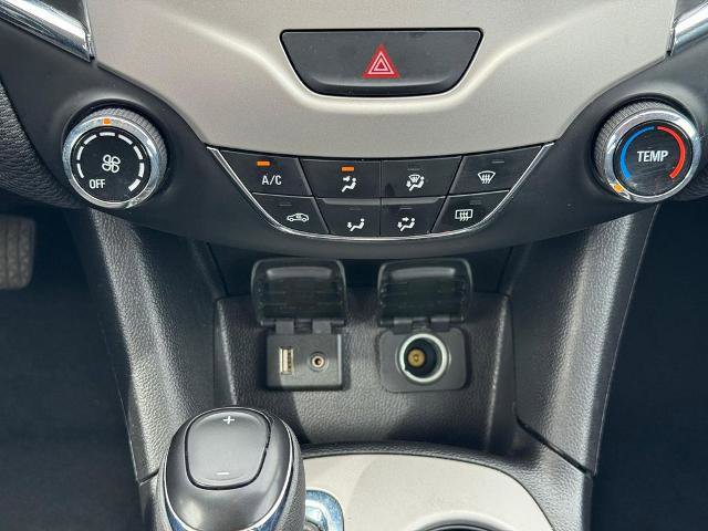 Used 2017 Chevrolet Cruze LS FWD image 12