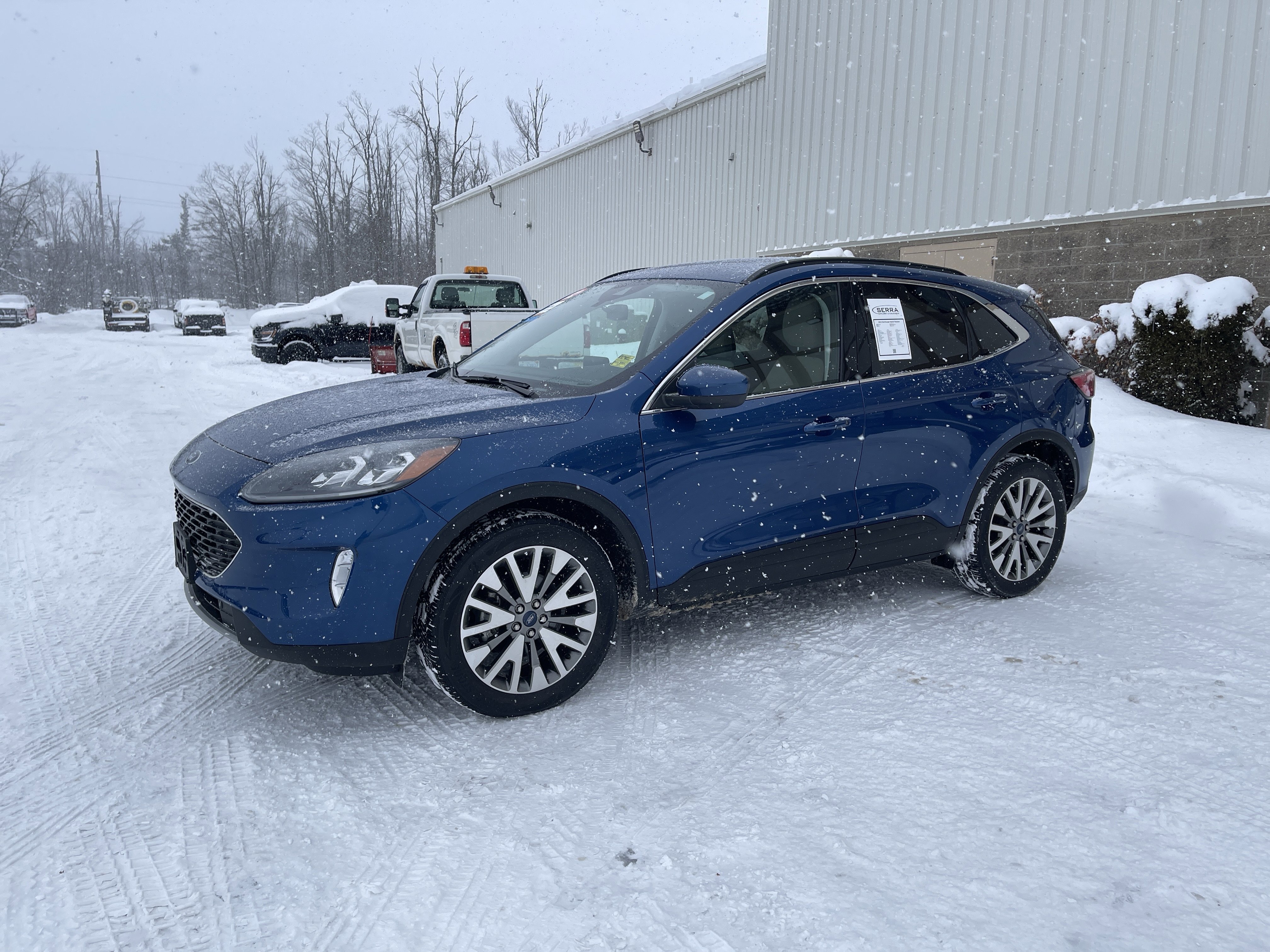 Certified 2022 Ford Escape Titanium image 8