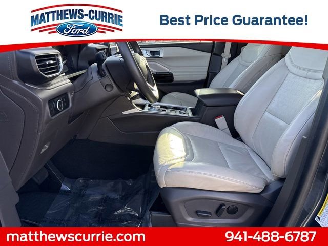 Certified 2023 Ford Explorer Platinum w/ Technology Package image 9