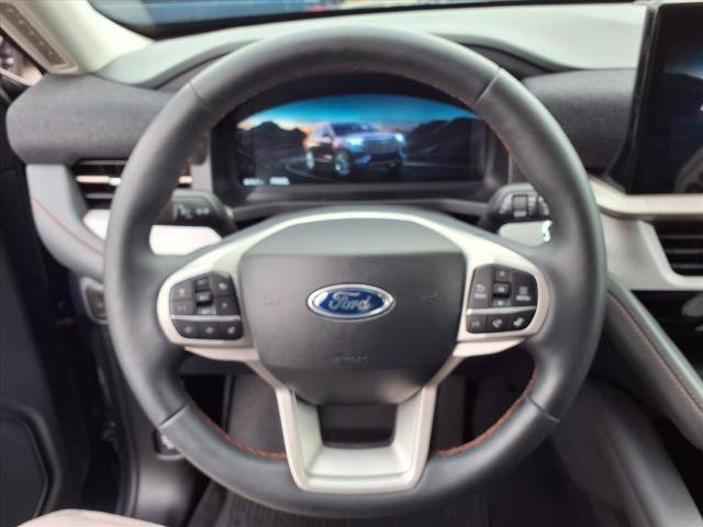 Certified 2025 Ford Explorer Active w/ Active Comfort Package image 9