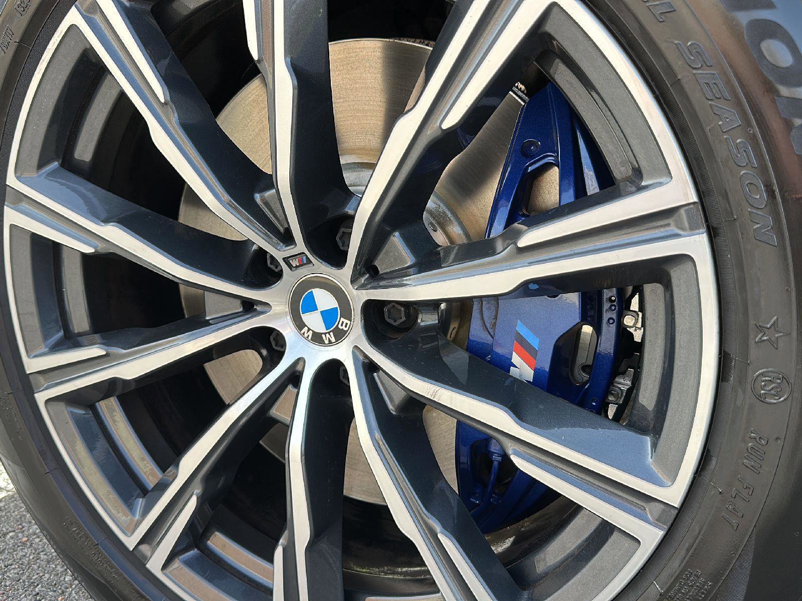 Used 2020 BMW X5 xDrive40i w/ M Sport Package image 12