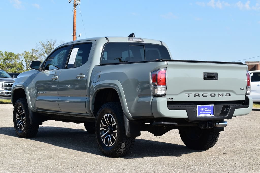 Used 2023 Toyota Tacoma TRD Sport AWD/4WD image 9