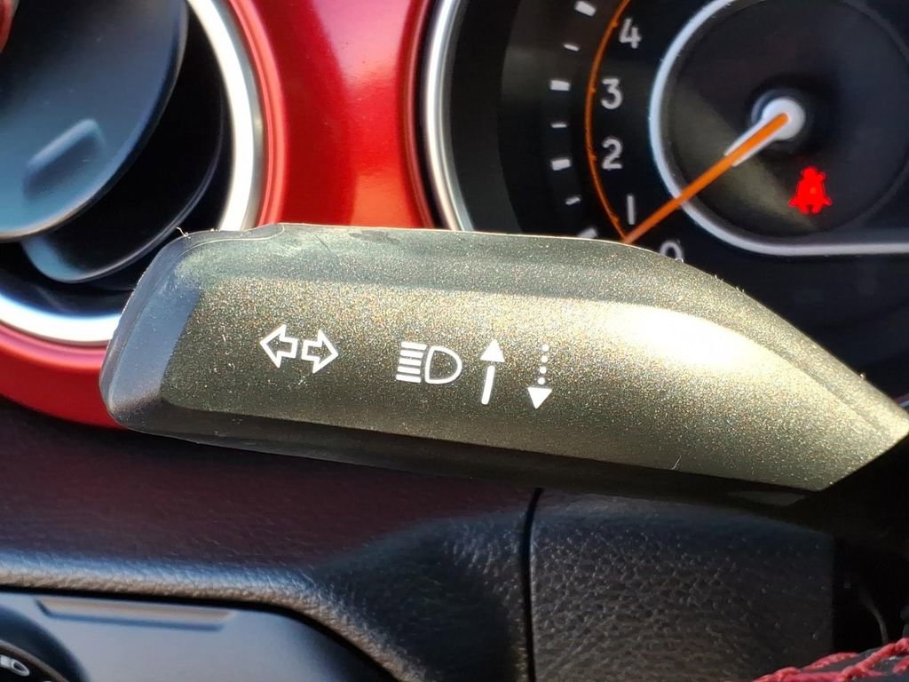 Used 2023 Jeep Wrangler Unlimited Rubicon image 29