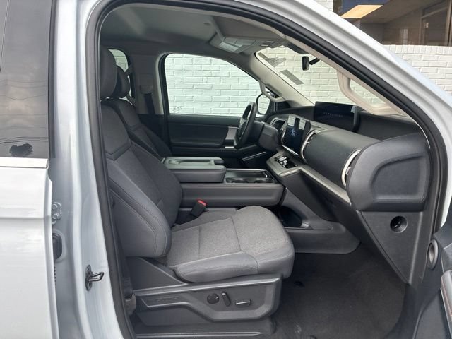 Certified 2025 Ford Expedition Active RWD image 48